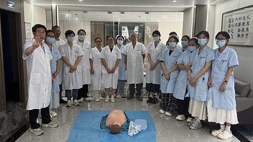 以练护航 急救赋能｜安健体检开展CPR+AED专项急救实操培训